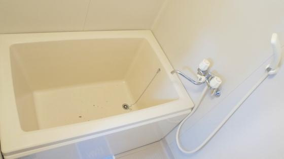 クリーン・ピア・フジの浴室|コンパクトで使いやすいお風呂です