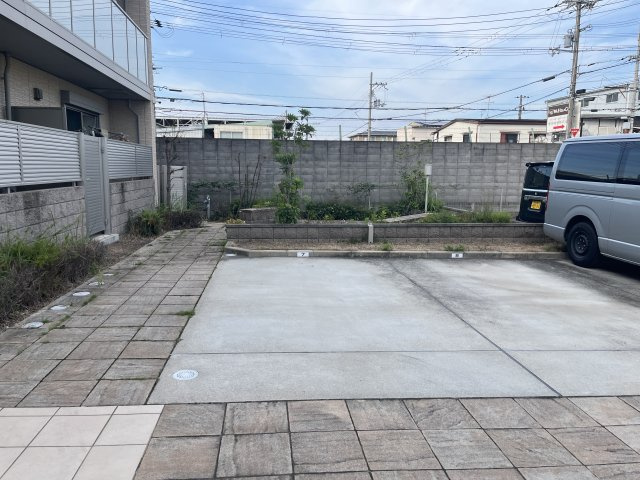 シャーメゾンガーデンズ今木の駐車場|駐車場があります