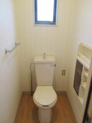 サンパレス道幸のトイレ|落ち着いたトイレです
