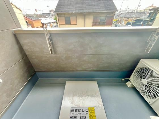 Raffine貝塚のバルコニー|陽当たり良好なバルコニーです