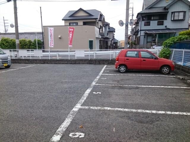グレースＭＩＴＡ　Ⅰの駐車場|駐車スペースもあります