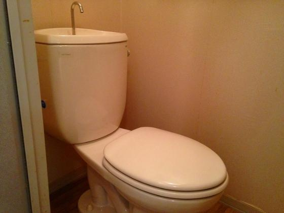 サンメイトのトイレ|コンパクトで使いやすいトイレです
