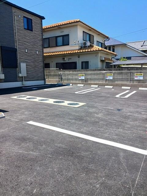 Ｍａｎｏｎｄ・ｊｏｕｌｅの駐車場|駐車場があります