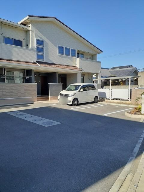 サニー中町の駐車場|カースペースがあります