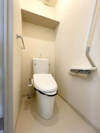 ラ・フォンテーヌのトイレ|シンプルで使いやすいトイレです