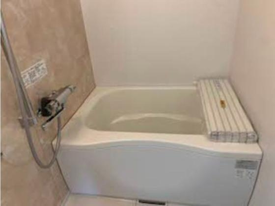 サンライフ南町の浴室|コンパクトで使いやすいお風呂です