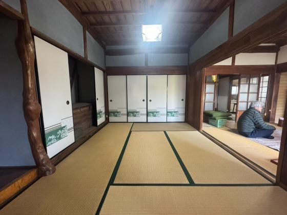 貝塚市窪田平屋の居間・リビング|おしゃれなリビングです