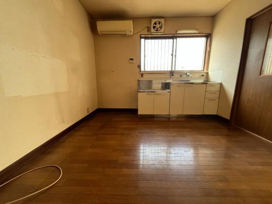 岸和田市下野町平屋の居間・リビング|ゆったりとしたリビングです