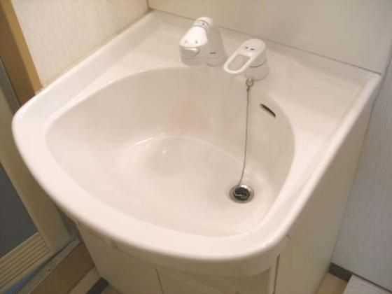 グランディール宮ノ池の洗面所|コンパクトで使いやすい洗面所