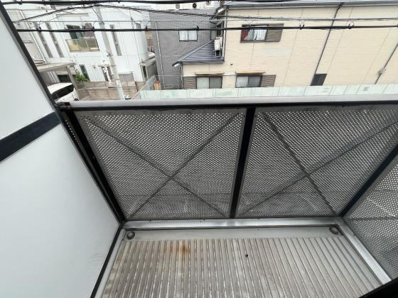 コモード大宮のバルコニー|開放的で明るい空間を演出してくれるバルコニーです