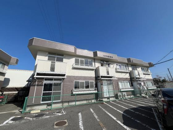 ハイツ山本D