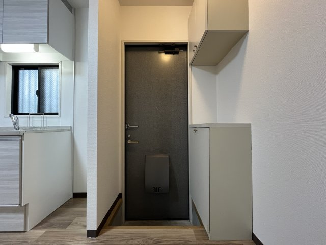 ハイツブルネンの玄関