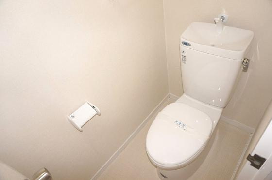 カワトコーポラスのトイレ|コンパクトで使いやすいトイレです