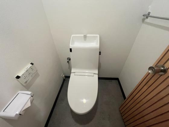 サンライズマンション岸和田上野町のトイレ|落ち着いたトイレです