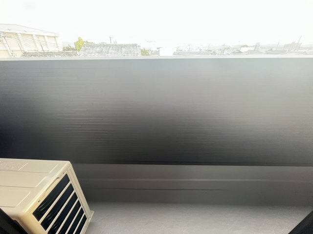 朝の春風とふんわりしっぽのバルコニー|落ち着いた時間を過ごせるバルコニーです