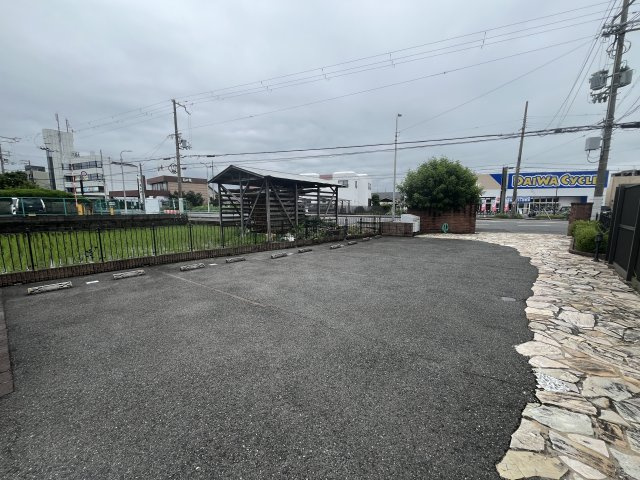 カーサローゼオの駐車場|駐車場に車を止められます