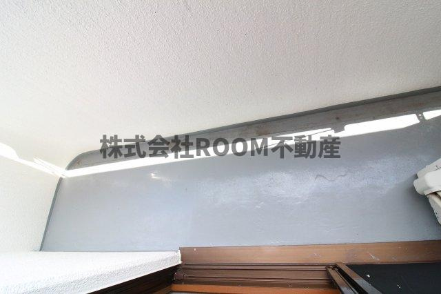 第8年見マンションのバルコニー|バルコニーからの眺めを楽しみながら食事をしませんか