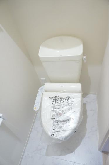 ラ・フォンテ久米田のトイレ|落ち着いた色調のトイレです