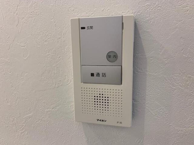 世田谷区奥沢２丁目戸建ての設備| インターホンになります。