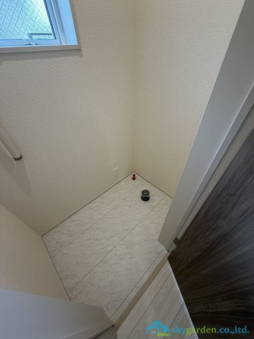 平塚市入野　新築戸建　全3棟1号棟のランドリースペース