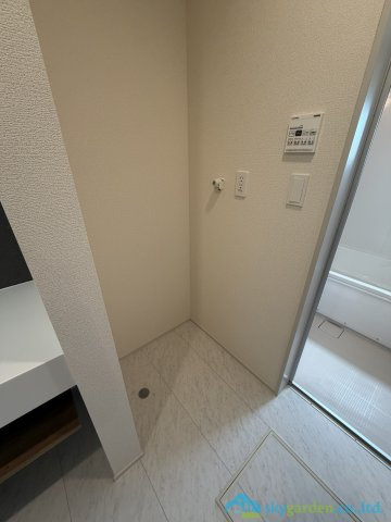 平塚市入野　新築戸建　全3棟1号棟のランドリースペース