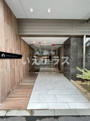 レジデンス神戸ヴェルノのエントランス