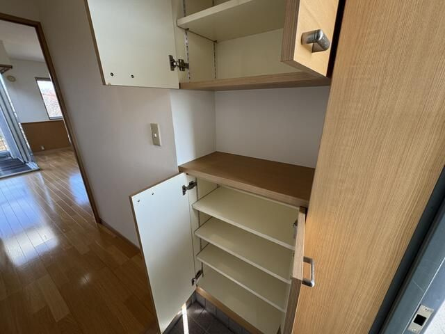 熊本市東区榎町の賃貸マンションの収納