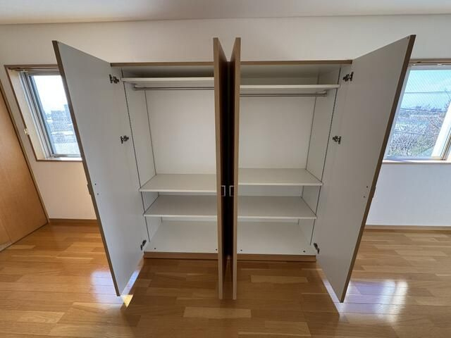 熊本市東区榎町の賃貸マンションの収納