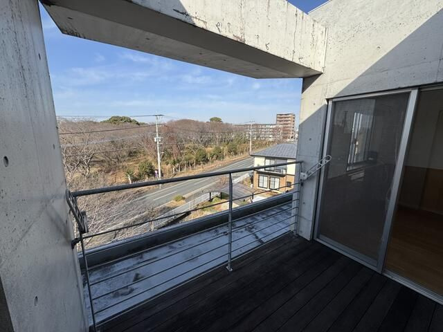 熊本市東区榎町の賃貸マンションのバルコニー