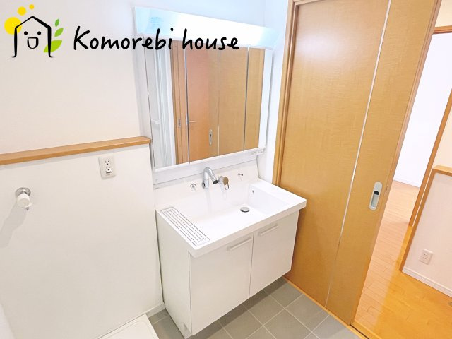 さいたま市北区奈良町　中古戸建の独立洗面台|独立洗面化粧台が付いています
