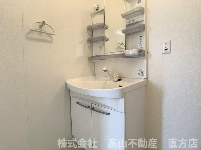 宮若市福丸のアパートの洗面所
