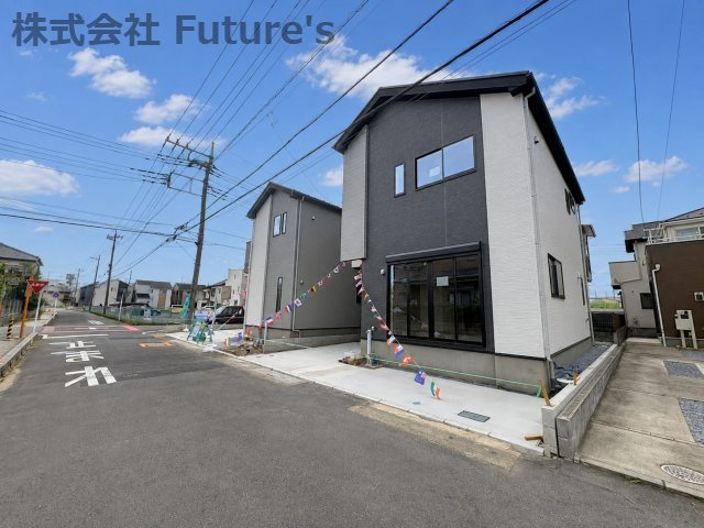 三郷市戸ケ崎1丁目　新築戸建　全2棟　1号棟の前面道路含む現地写真|前面道路含む現地写真です。
