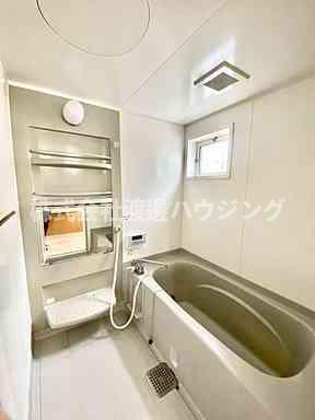ローズコート南吹田の浴室