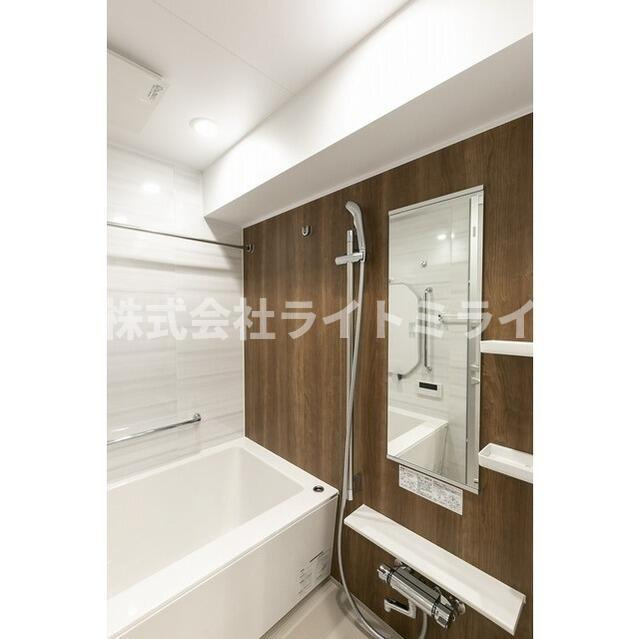 ＬＩＢＲ　ＧＲＡＮＴ　西新宿ＷＥＳＴの浴室| 