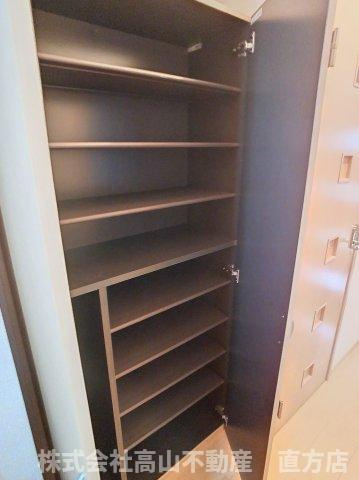 北九州市八幡西区楠橋南２丁目のアパートの収納