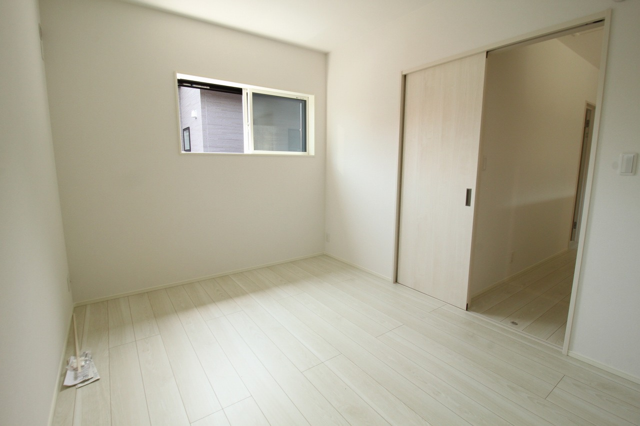 瀬戸東町　新築戸建　1号棟　（全2区画）の洋室|2Ｆ　北の部屋　6.0帖