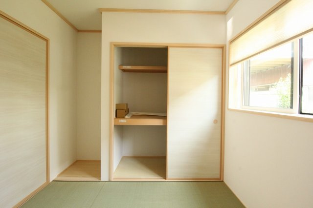 瀬戸東町　新築戸建　1号棟　（全2区画）の和室|1Ｆ　5.0帖