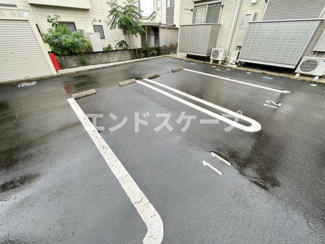 どんぐり３号の駐車場|高崎、前橋のお部屋探しはエンドスケープまで！お客様の理想お聞かせ下さい♪