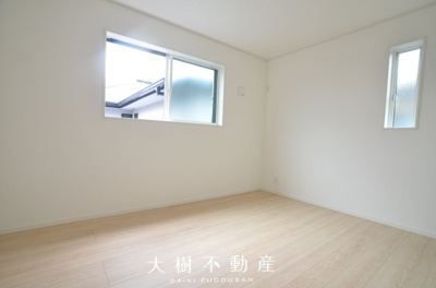 【洋室】 | 海老名市中野１丁目　新築戸建て　全１棟【仲介手数料無料】 | 2階　洋室4（6.0帖）