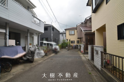 【前面道路含む現地写真】 | 海老名市中野１丁目　新築戸建て　全１棟【仲介手数料無料】