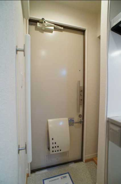 シャーメゾン三軒茶屋　最上階　角部屋　三軒茶屋エリアの玄関