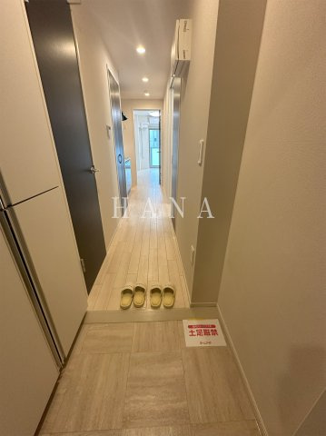 ミネルヴァ千住新橋の玄関