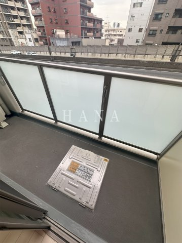 ミネルヴァ千住新橋のバルコニー