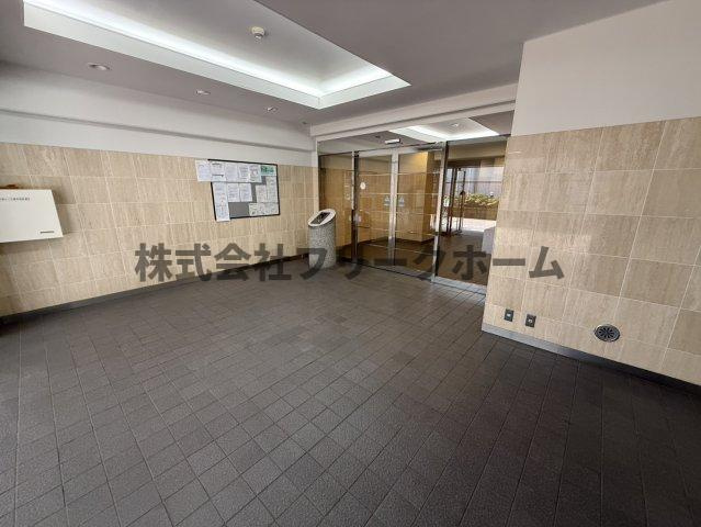 武蔵野市境１丁目の賃貸マンションのロビー