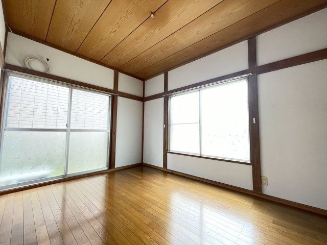 トマトハウスの内装|きれいな内装です