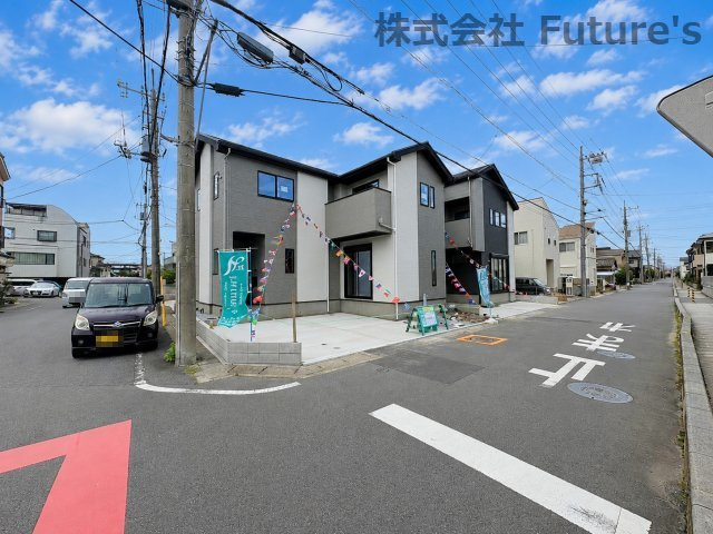 三郷市戸ケ崎1丁目　新築戸建　全2棟　2号棟の前面道路含む現地写真|前面道路含む現地写真です。