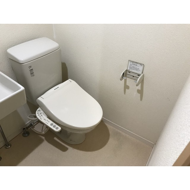 コーポたかなみのトイレ|コンパクトで使いやすいトイレです