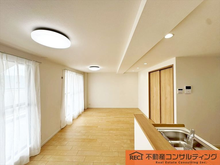 コボリマンション夙川老松台D棟の洋室