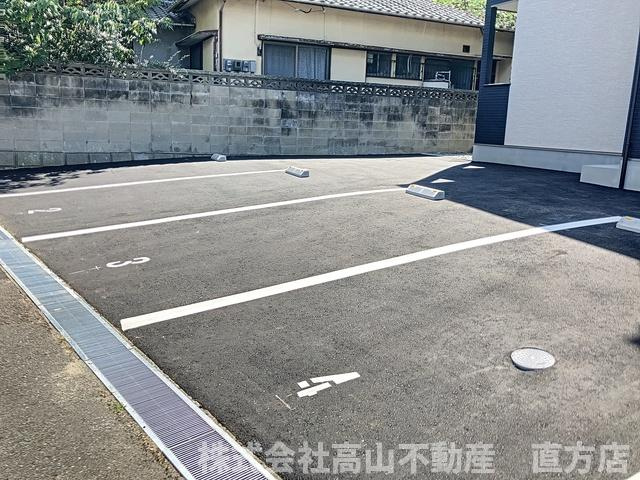 チェリーブロッサム感田の駐車場
