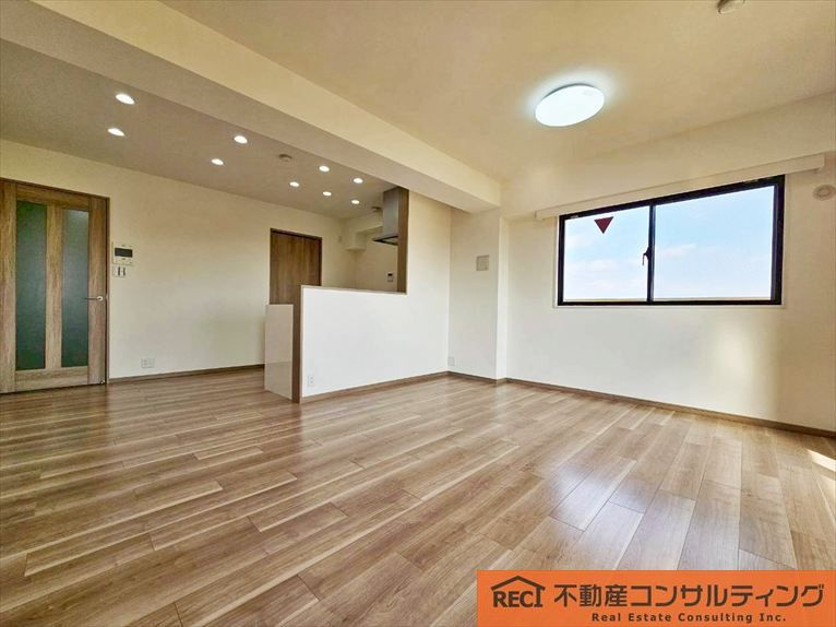 ロイヤルシャトー夙川公園の洋室